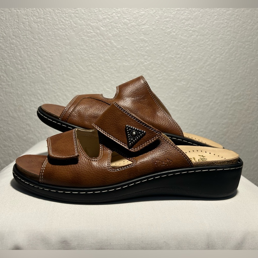 Brand New Women’s Fidelio “Hallux Fabia” Bunion sandals
